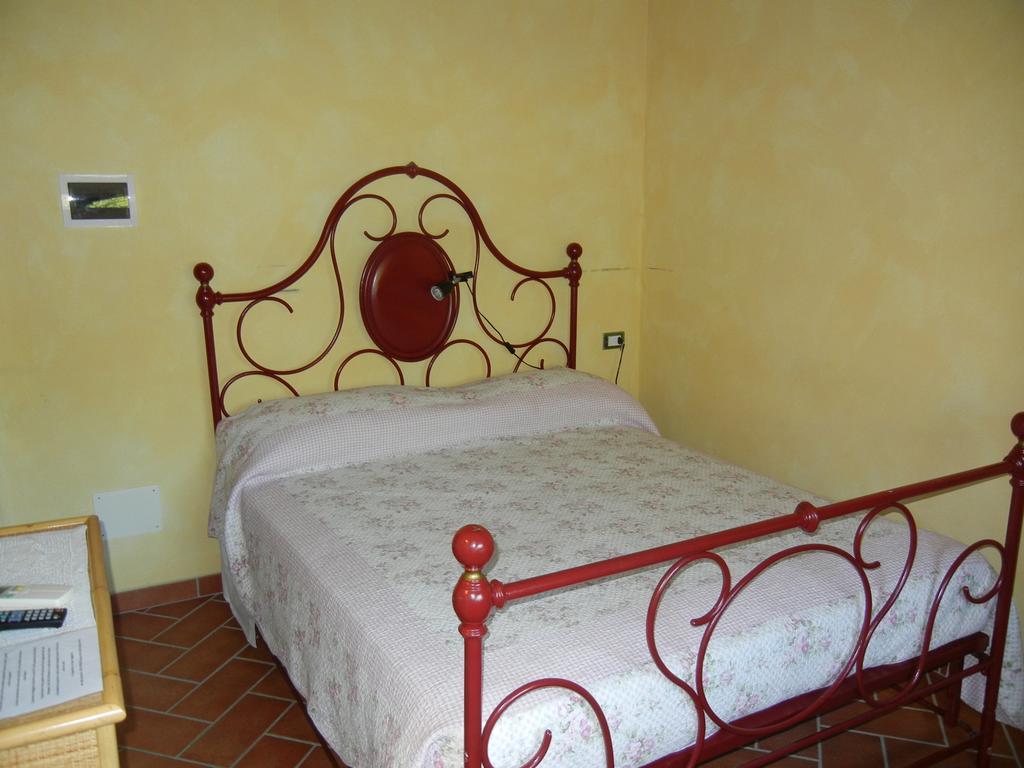 La Colombarola Agriturismo Farneto Bagian luar foto