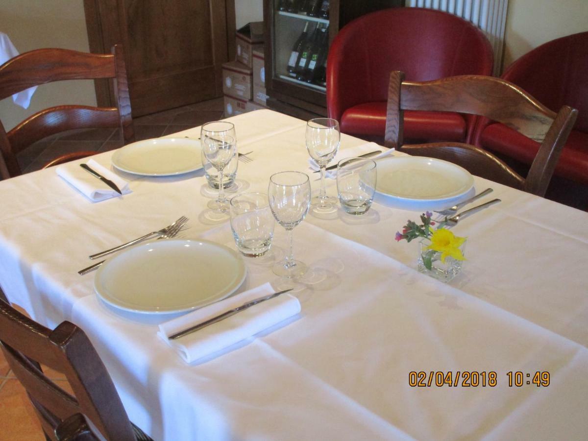 La Colombarola Agriturismo Farneto Bagian luar foto