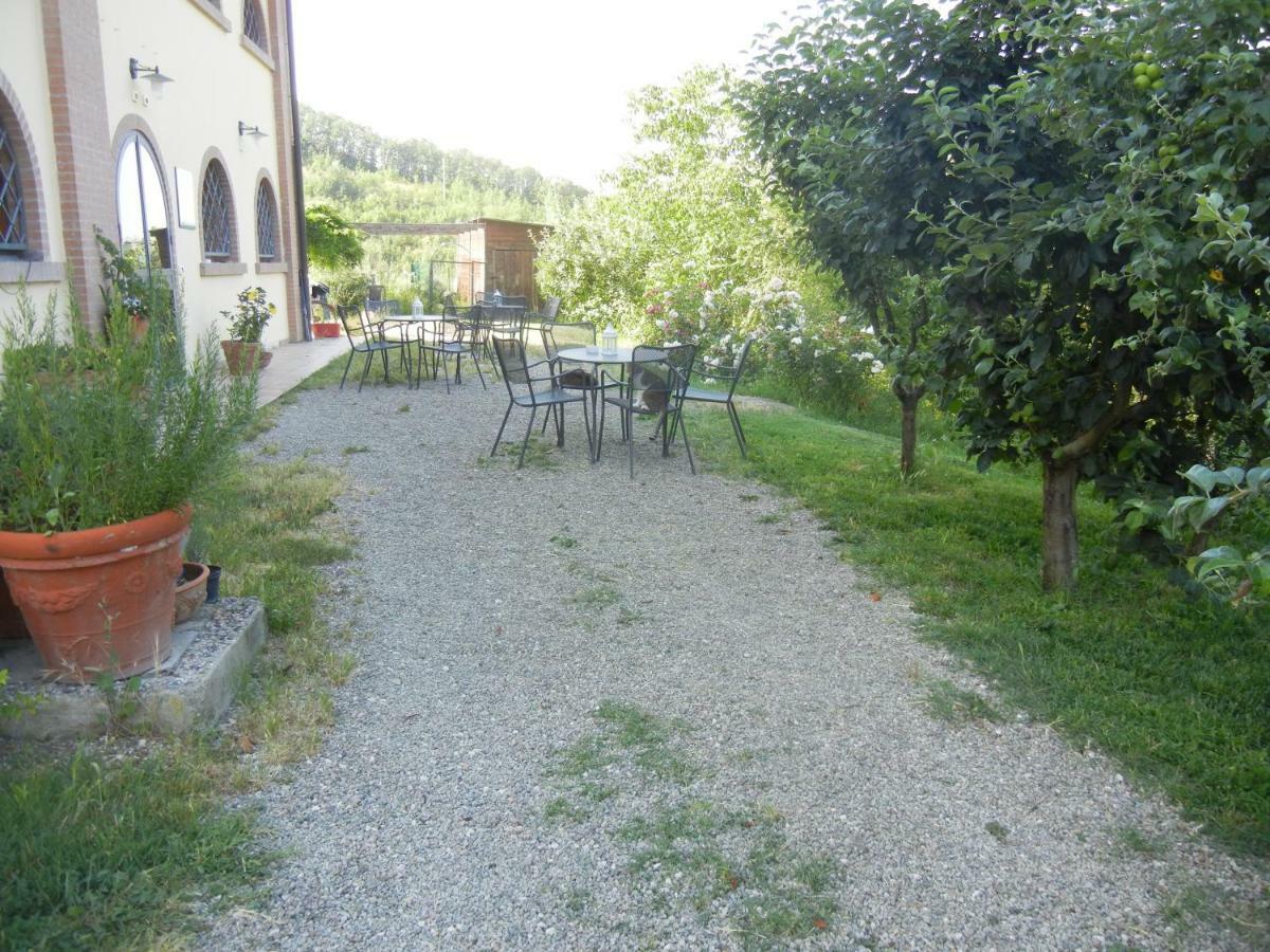 La Colombarola Agriturismo Farneto Bagian luar foto